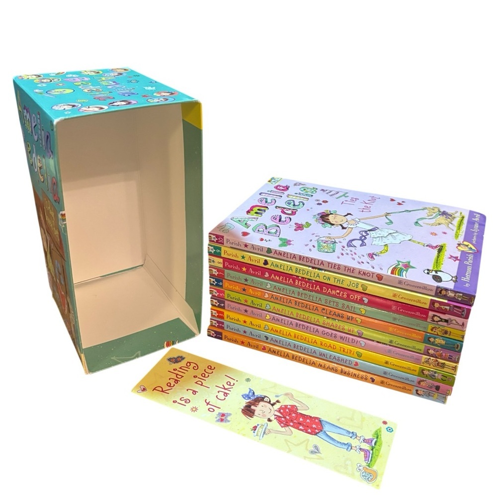 Amelia Bedelia 10 Chapter Book Boxed Set Greenwillow Books Book Mark - Picture 2 of 14